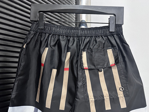 バーバリー24チェックショートパンツ