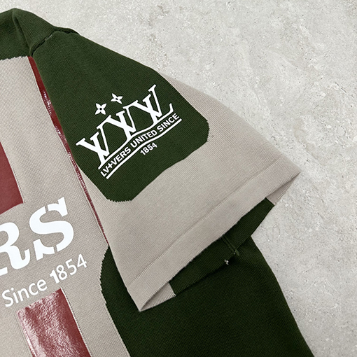 ルイヴィトンスーパーコピーフットボール袖ライン半袖tシャツ