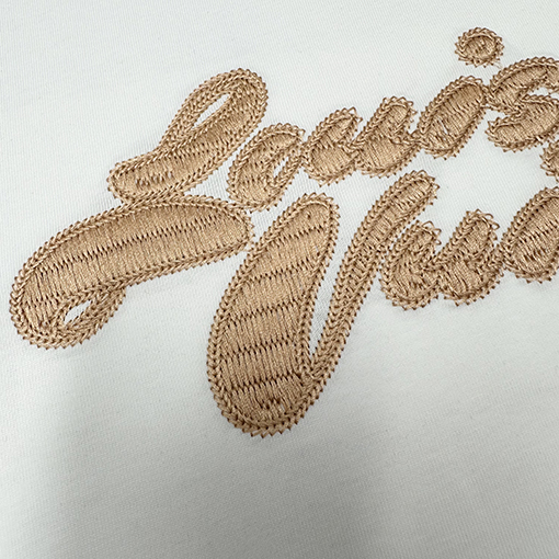ルイヴィトンスーパーコピー刺繍 ロゴ 半袖Tシャツ