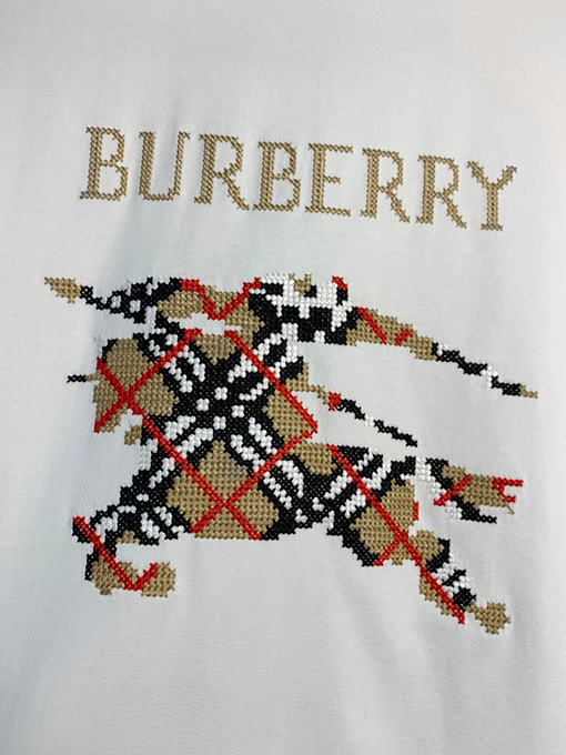 バーバリー刺繍ラウンドネック半袖Tシャツ