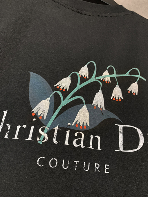 ディオールスーパーコピー新しいスズランのアルファベットのラウンドネック半袖Tシャツ