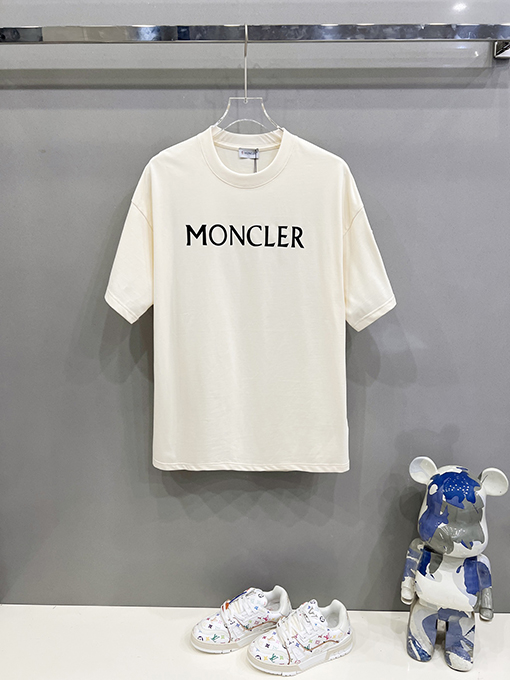 モンクレールコピークルーネック半袖Tシャツ
