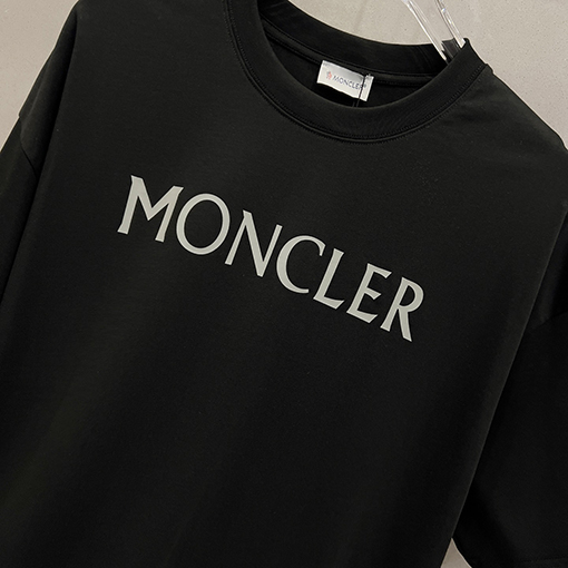 モンクレールコピークルーネック半袖Tシャツ
