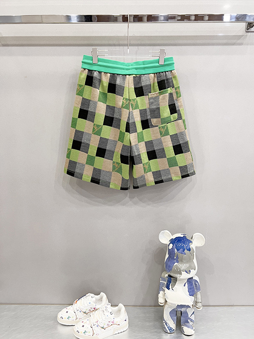 ルイヴィトンジャカードのショートパンツ