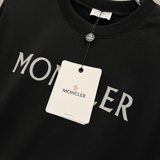 モンクレールコピークルーネック半袖Tシャツ