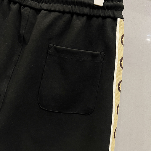 グッチクラシックなダブルGアルファベットロゴウェビングショーツ