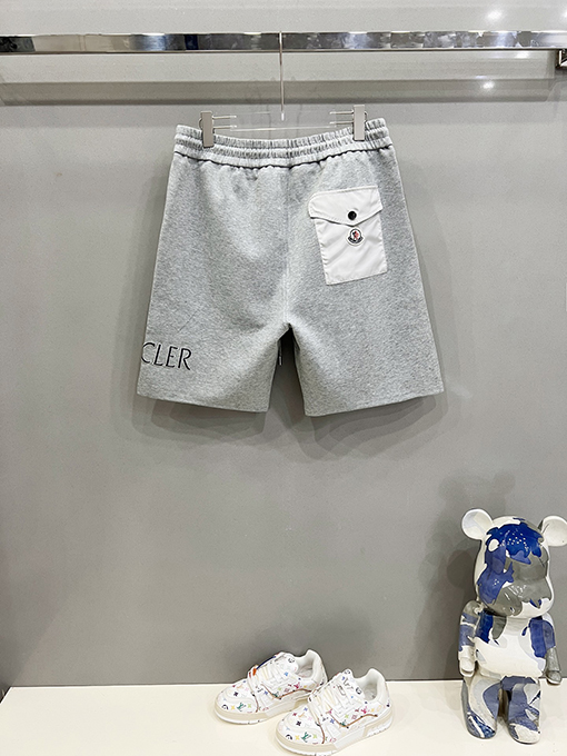 モンクレールスペースコットンショーツ