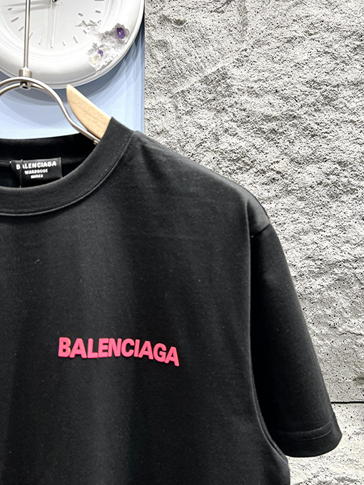 バレンシアガ新しいプレス文字半袖Tシャツ