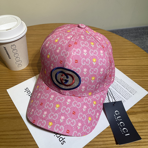 グッチベースボールキャップ