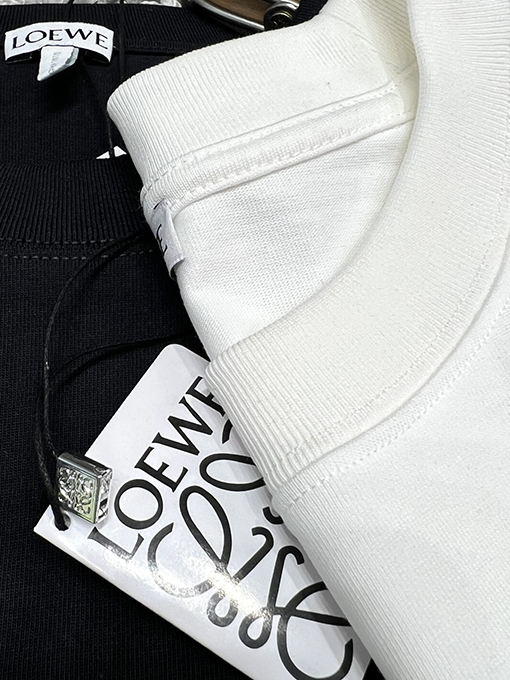 ロエベ限定半袖Tシャツ