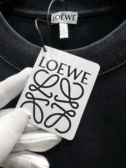ロエベ限定半袖Tシャツ