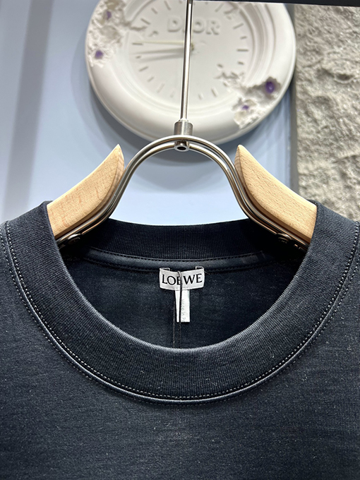 ロエベ限定半袖Tシャツ