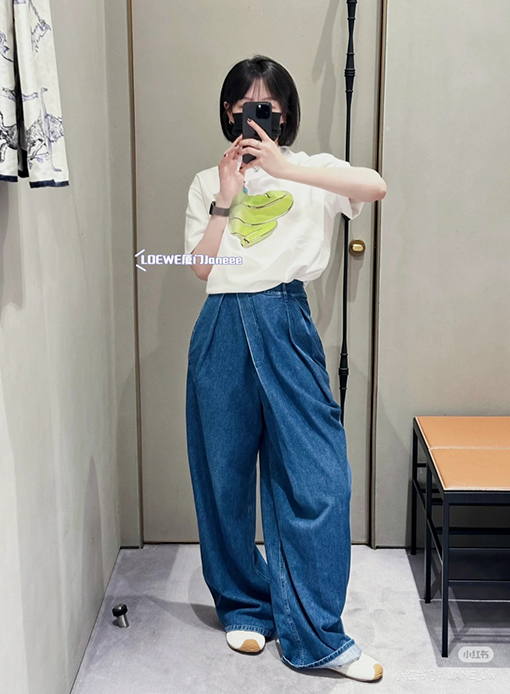 ロエベ限定半袖Tシャツ