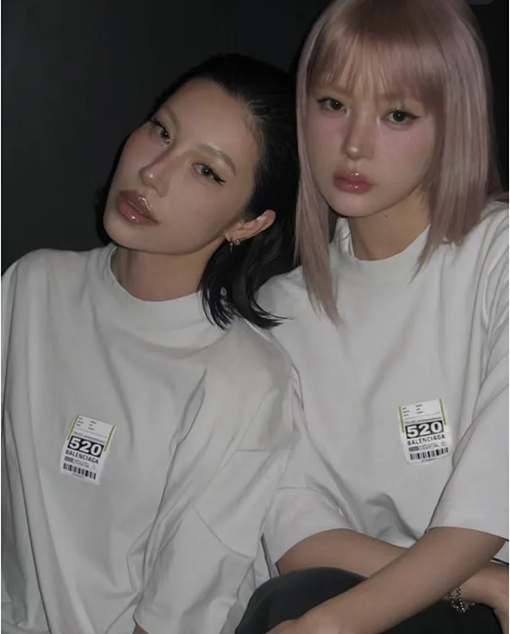 バレンシアガスーパーコピー520ステッカー半袖Tシャツ