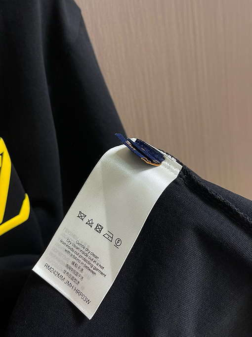 ルイヴィトン限定新作ロゴプリント半袖Tシャツ
