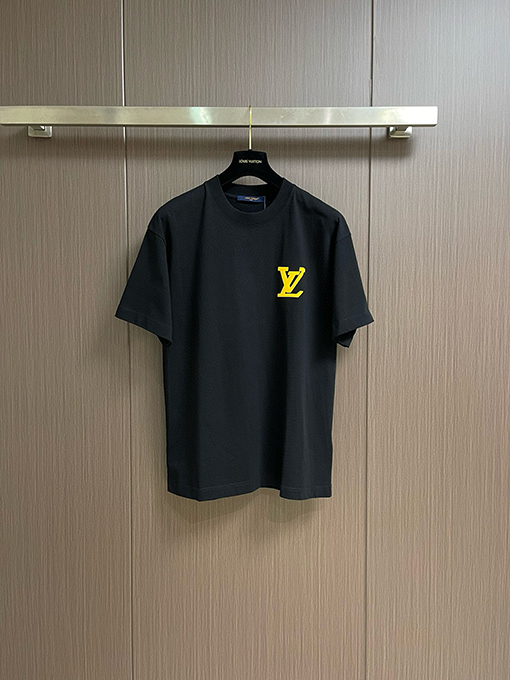 ルイヴィトン限定新作ロゴプリント半袖Tシャツ