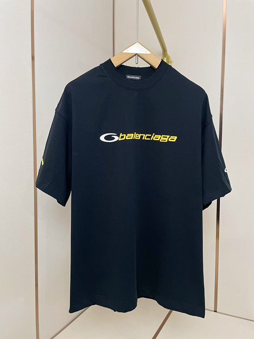 バレンシアガコピー新しい環状シリコン文字Tシャツ