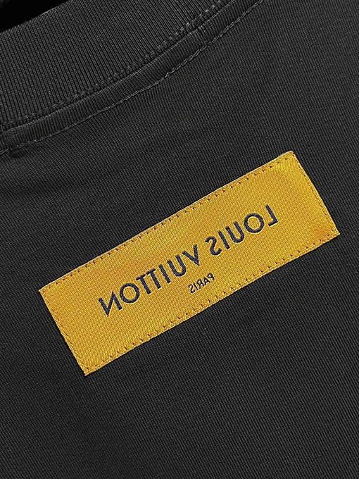 ルイヴィトンプリント半袖Tシャツ