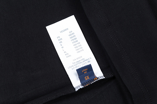 ルイヴィトンスーパーコピーアルファベットのモノグラムプリントTシャツ