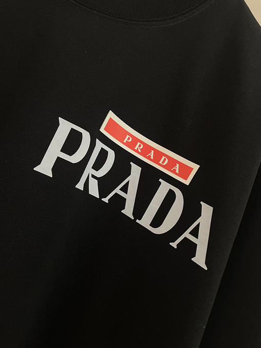 プラダ新しい赤いOEM Tシャツ