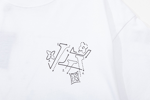 ルイヴィトン点線の文字プリントTシャツ