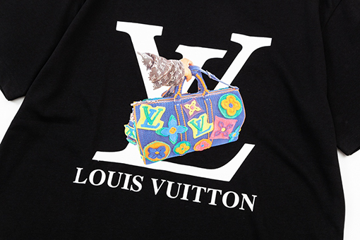 ルイヴィトンコピー落書き文字ハンドバッグプリントTシャツ