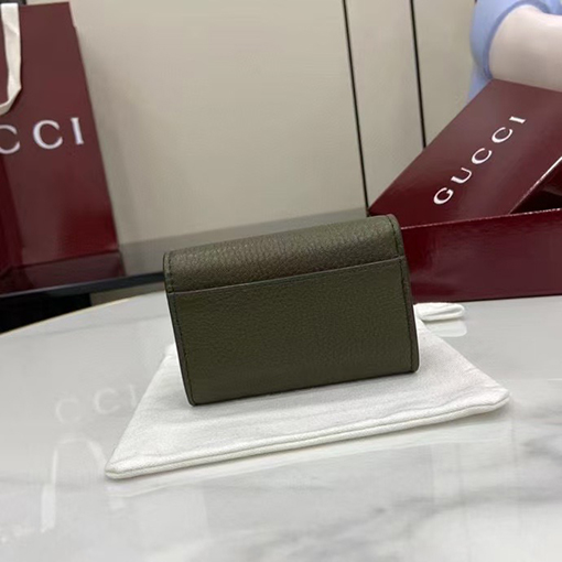 グッチ牛革短い財布