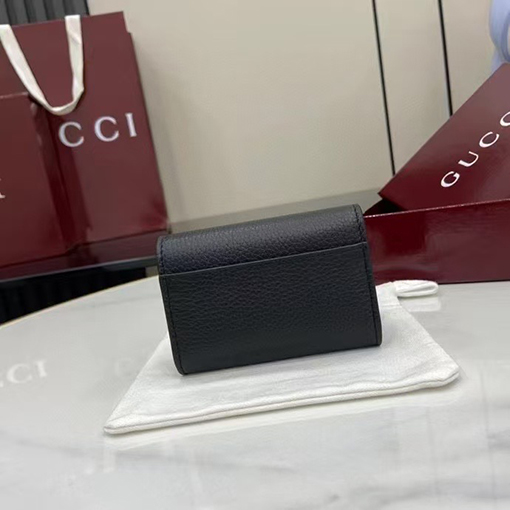 グッチ牛革短い財布