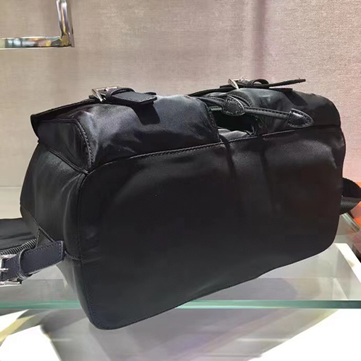 プラダコピー新しいレディースリュックサック