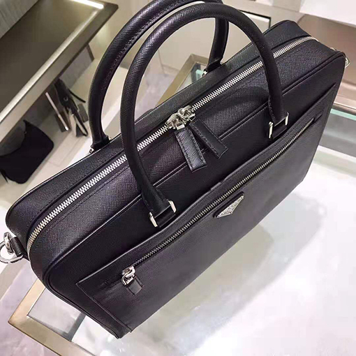 プラダメンズハンドバッグ