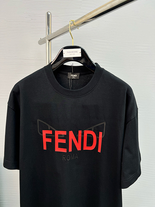 フェンディクラシックカラーTシャツ