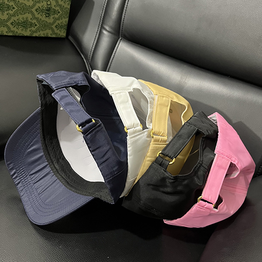 プラダクラシックなハードトップベースボールキャップ