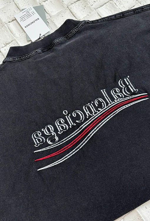 バレンシアガスーパーコピー新しいコーラ古い磨かれた半袖Tシャツ
