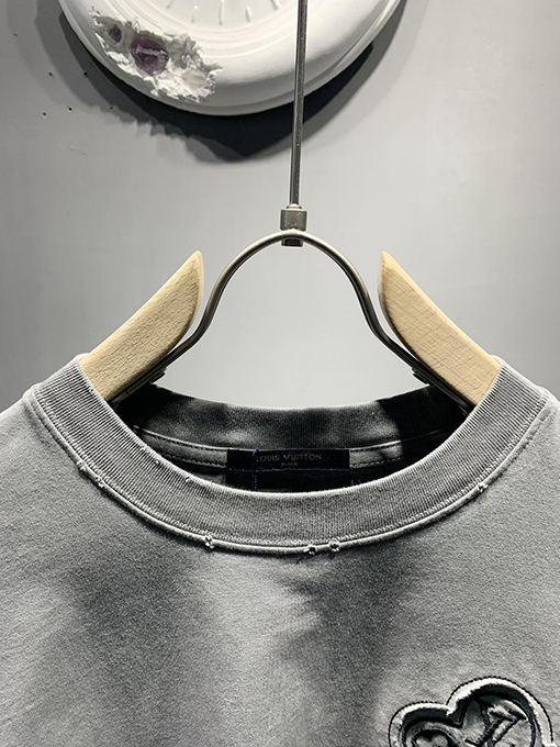ルイヴィトン新しいロゴカットTシャツ