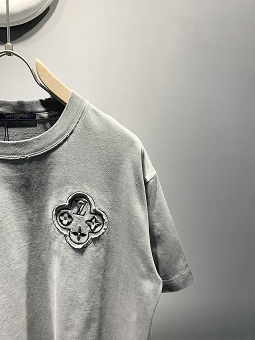 ルイヴィトン新しいロゴカットTシャツ