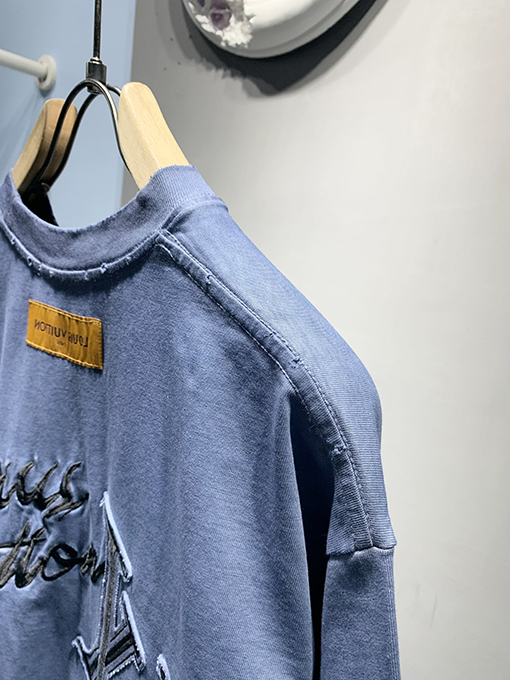 ルイヴィトン新しいロゴカットTシャツ