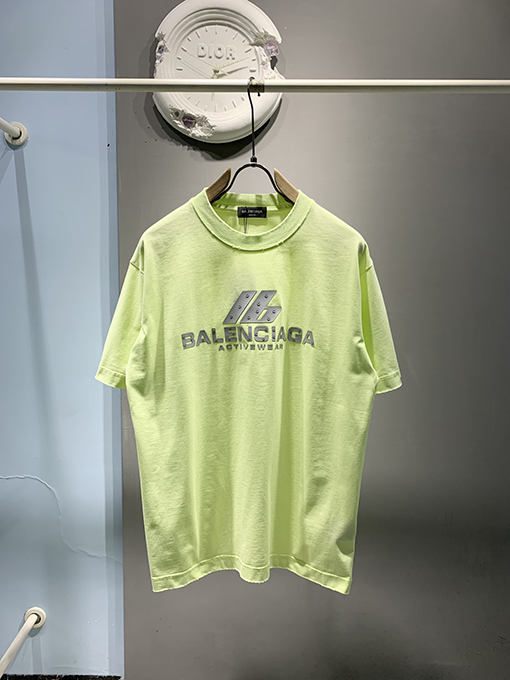 バレンシアガ新しい立体厚板ねじプリントTシャツ