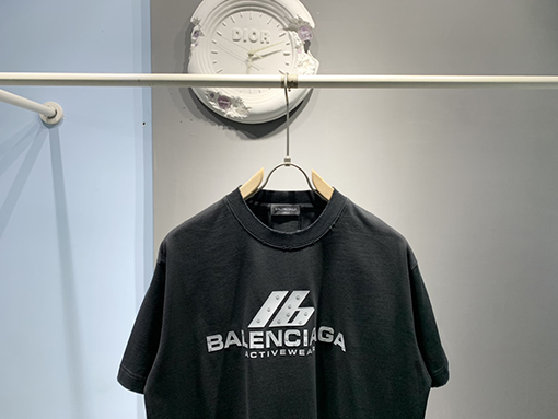 バレンシアガ新しい立体厚板ねじプリントTシャツ