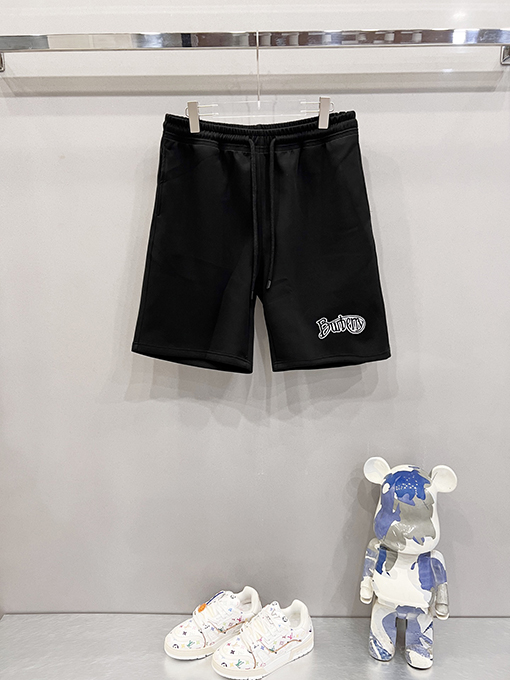 バーバリーアルファベットロゴ刺繍ショーツ