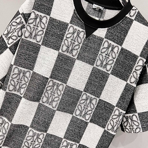 ロエベタオルクルーネックTシャツ