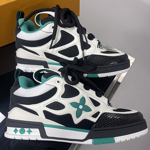 ルイヴィトンコピー  レディース Louis V Skate Sneaker 24FW スニーカー
