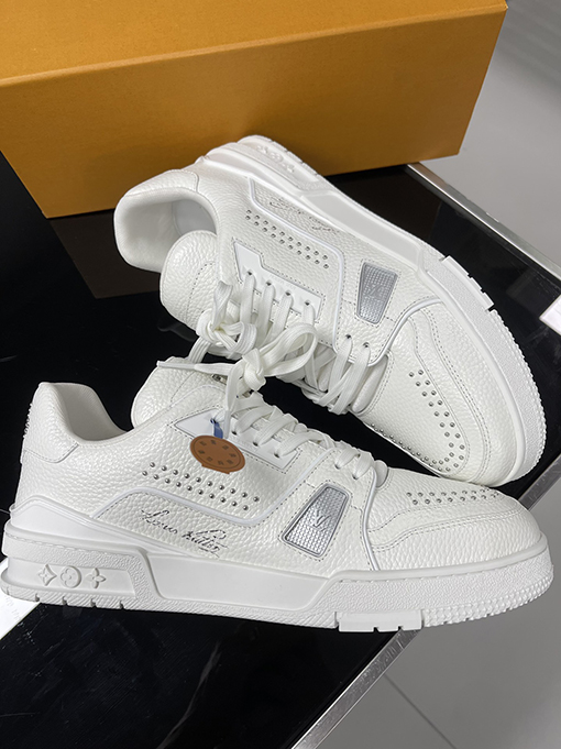 ルイヴィトン Trainer Sneaker 24FW スニーカー