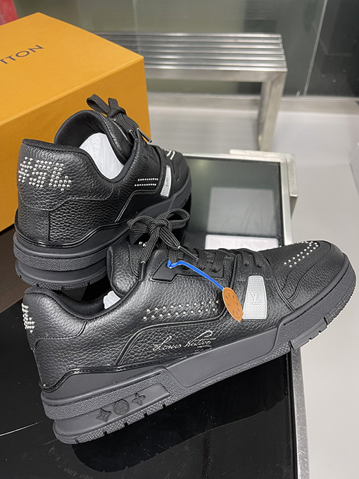 ルイヴィトン Trainer Sneaker 24FW スニーカー