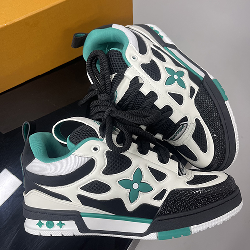 ルイヴィトンコピー  レディース Louis V Skate Sneaker 24FW スニーカー