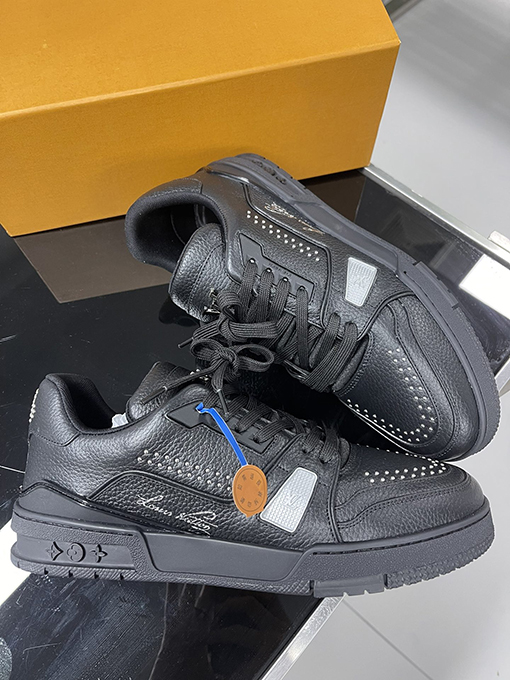 ルイヴィトン Trainer Sneaker 24FW スニーカー