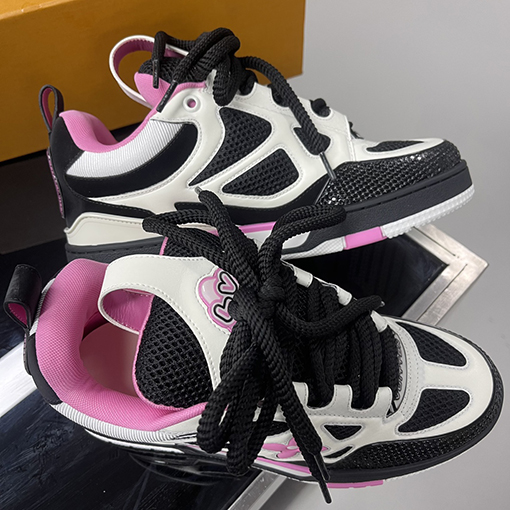 ルイヴィトンコピー  レディース Louis V Skate Sneaker 24FW スニーカー