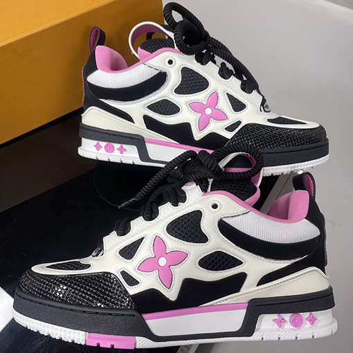 ルイヴィトンコピー  レディース Louis V Skate Sneaker 24FW スニーカー