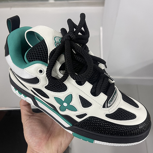 ルイヴィトンコピー  レディース Louis V Skate Sneaker 24FW スニーカー