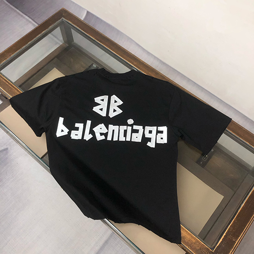 バレンシアガ OSのゆるいバージョン半袖Tシャツ