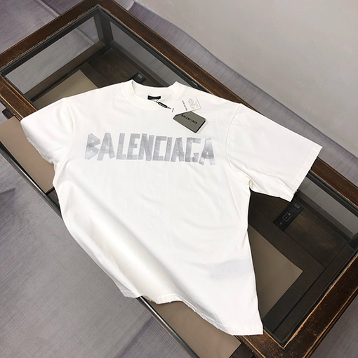 バレンシアガ OSのゆるいバージョン半袖Tシャツ